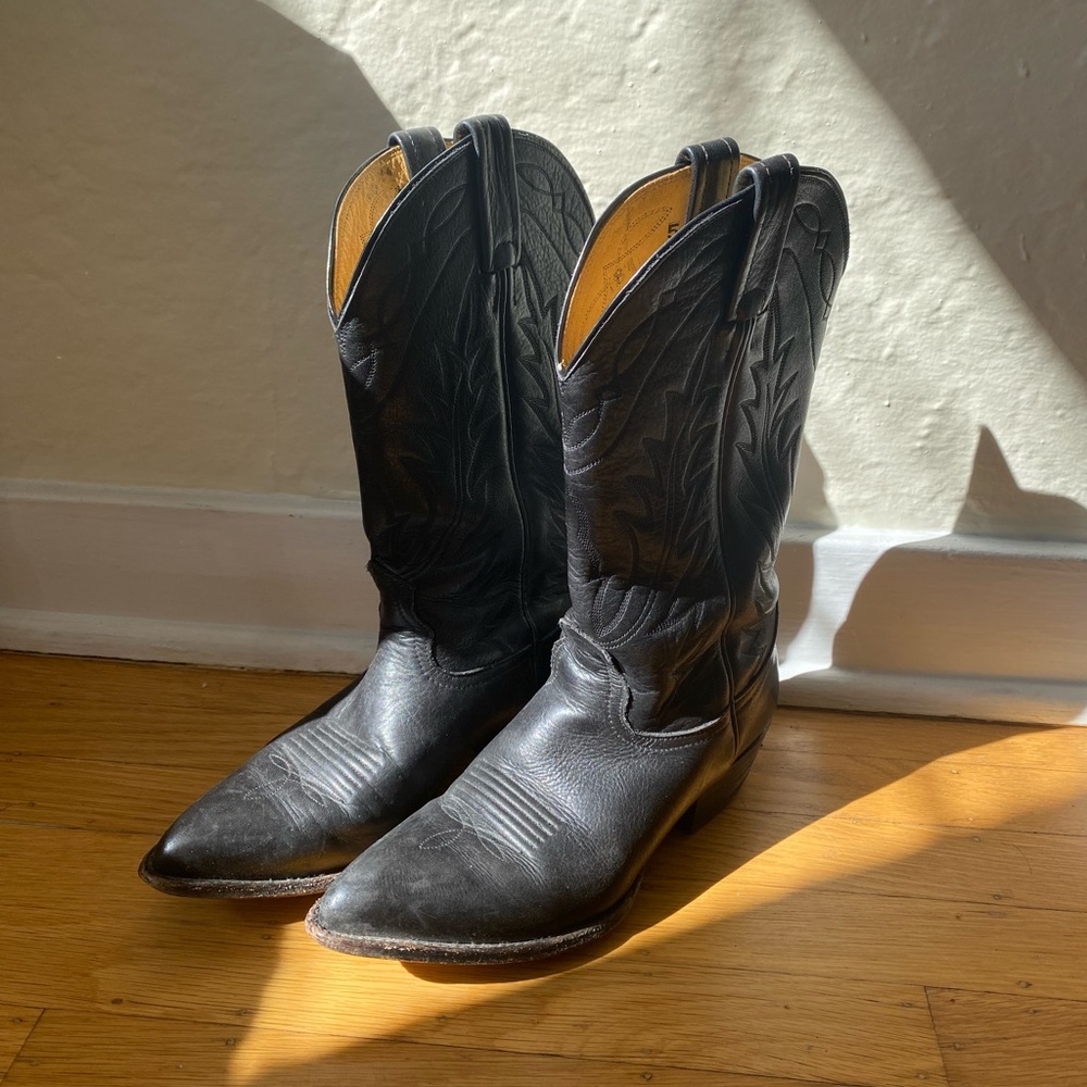 Black Cowboy Boots